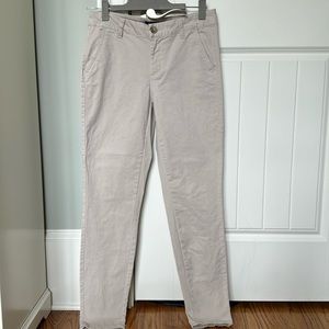 Aeropostale Khaki Pants, 2 R, Excellent Condition.